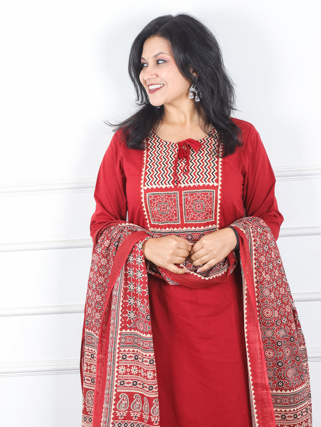 Sunaina Cherry Red Kardana and Patra Printed Yoke with Knot Cotton 3 Piece Set