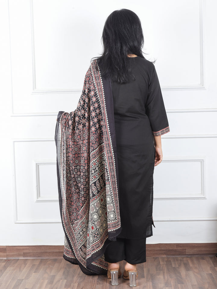 Sunaina Midnight Black Kardana and Patra Printed Yoke with Knot Cotton 3 Piece Set