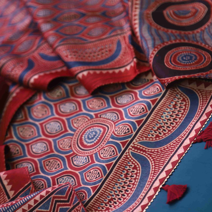 Zulfat Peacock Blue Glazed Cotton Top and Printed Mashru Dupatta-D4