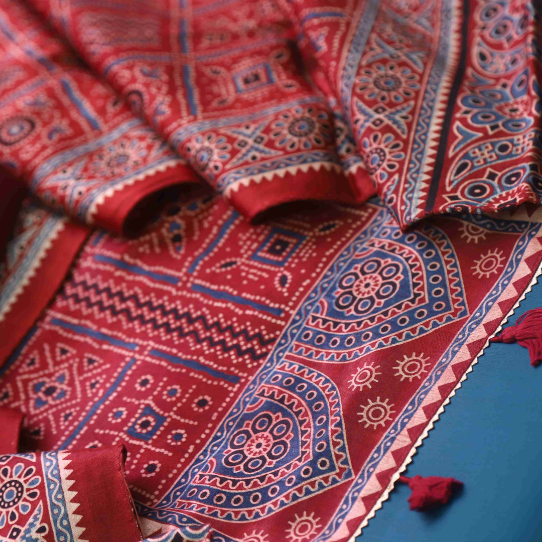 Zulfat Peacock Blue Glazed Cotton Top and Printed Mashru Dupatta-D3