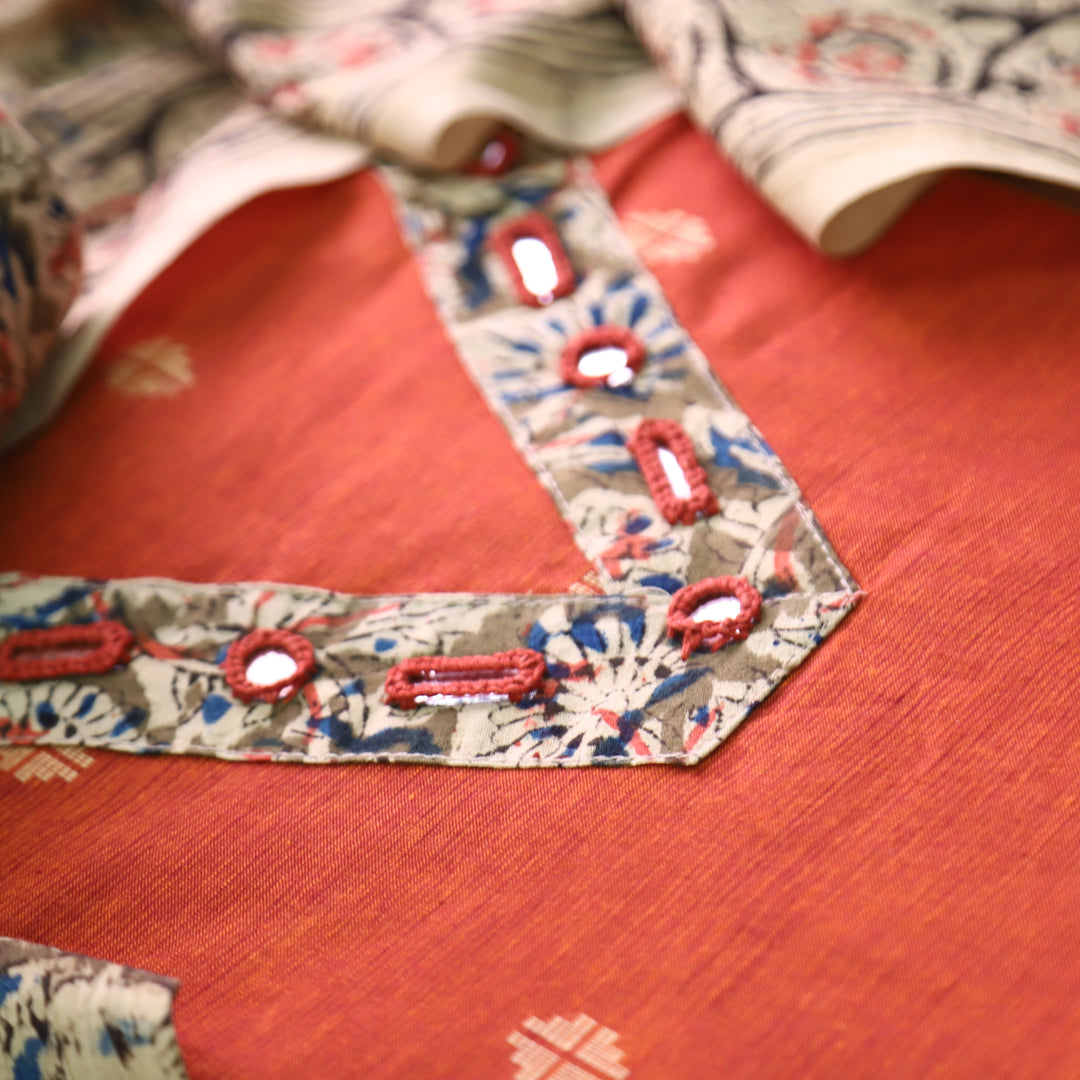 Rushna Rust Orange Kalamkari V Patch Thread Weaved Cotton Set