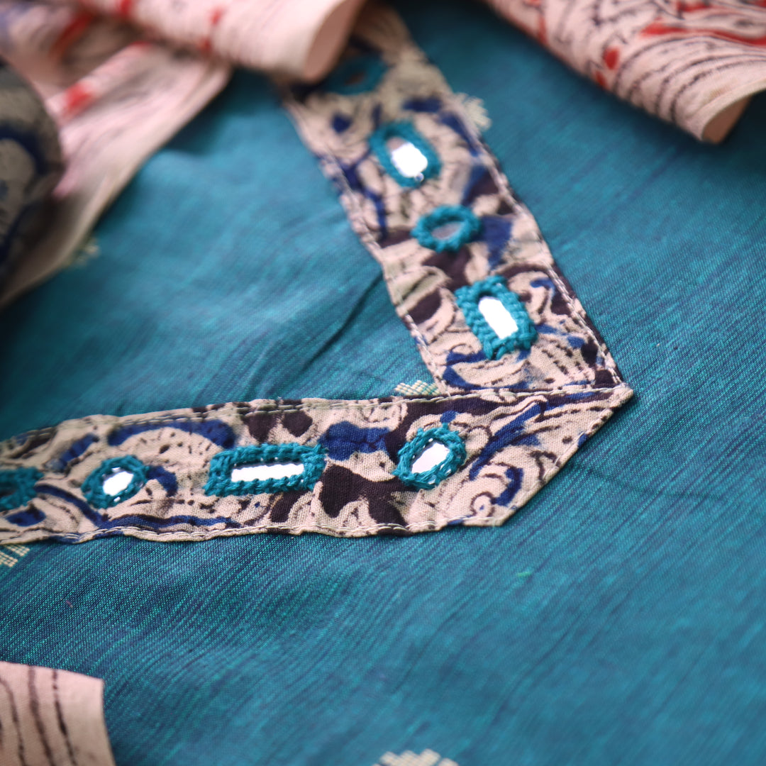 Rushna Cerulena Teal Kalamkari V Patch Thread Weaved Cotton Set
