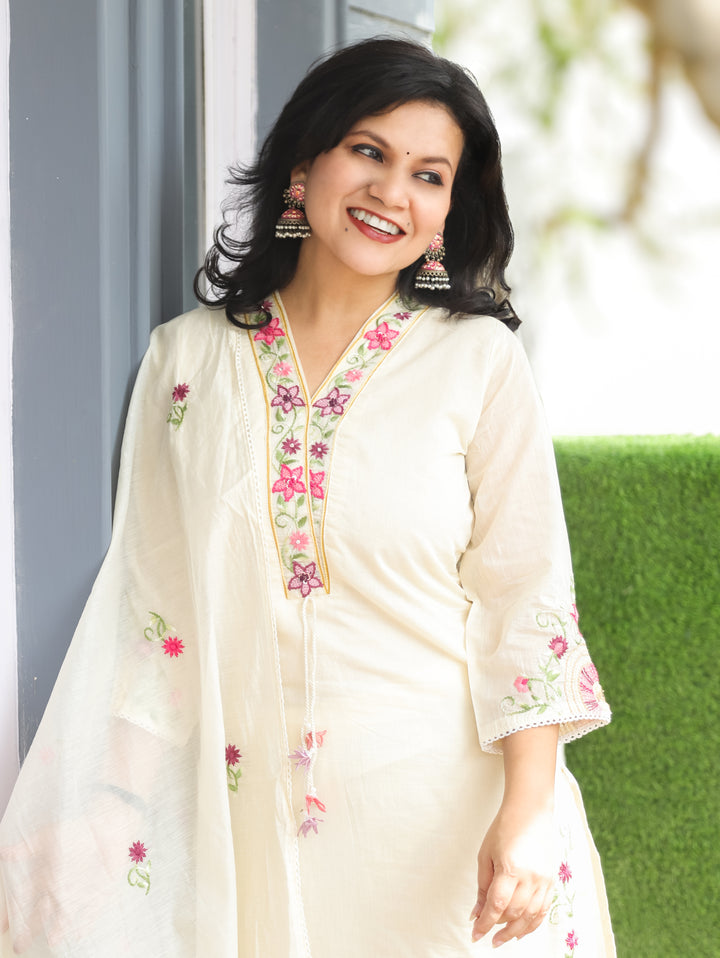 Ella Off-White Embroidery Mul Chanderi 3 Piece Set
