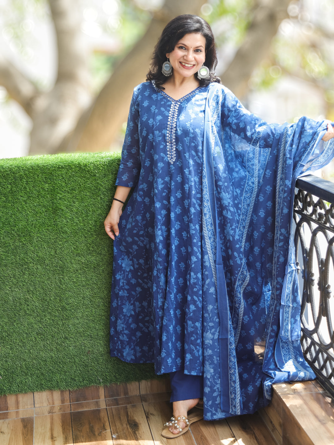 Bella Navy Blue Patra Mul Cotton 3 Piece Set