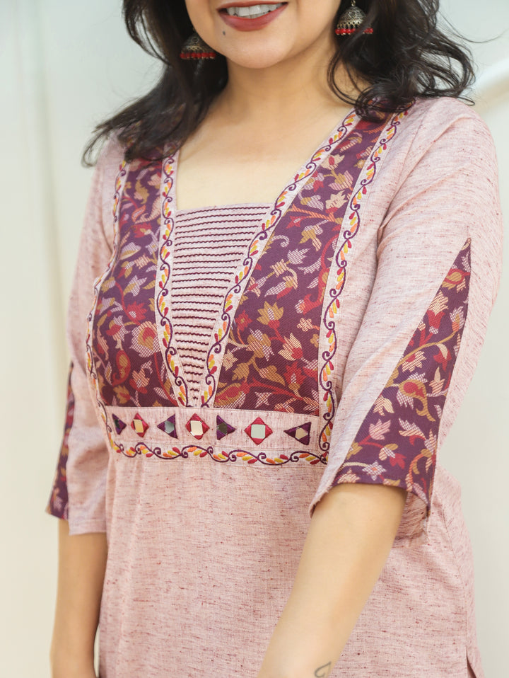 Rashiva Petal Pink Minimal Embroidery Kanni Print Semi Woolen Winter Set