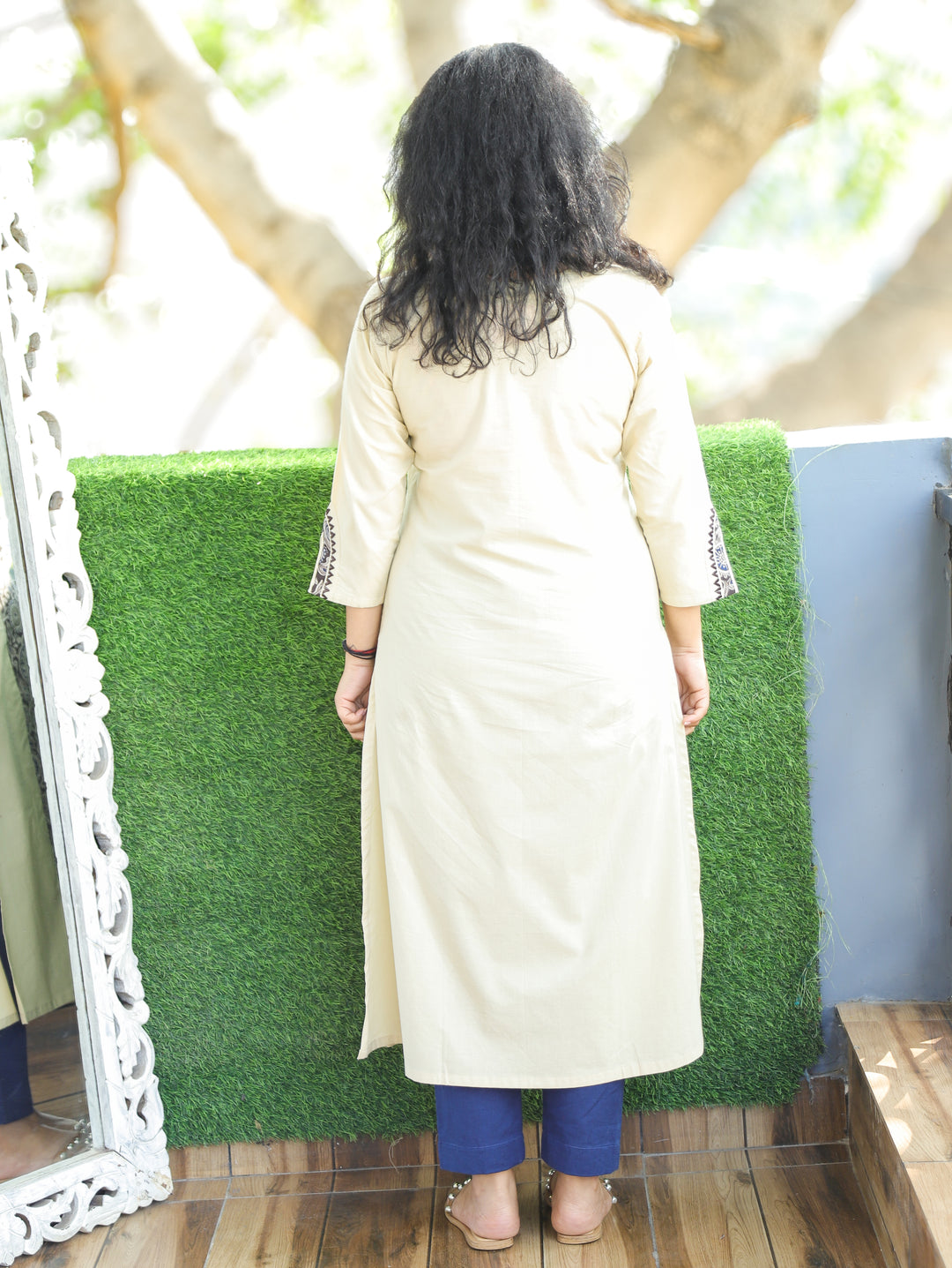 Adikriti Cream White V Neck with Mirror Paisley Printed Panel Style Cotton Kurti