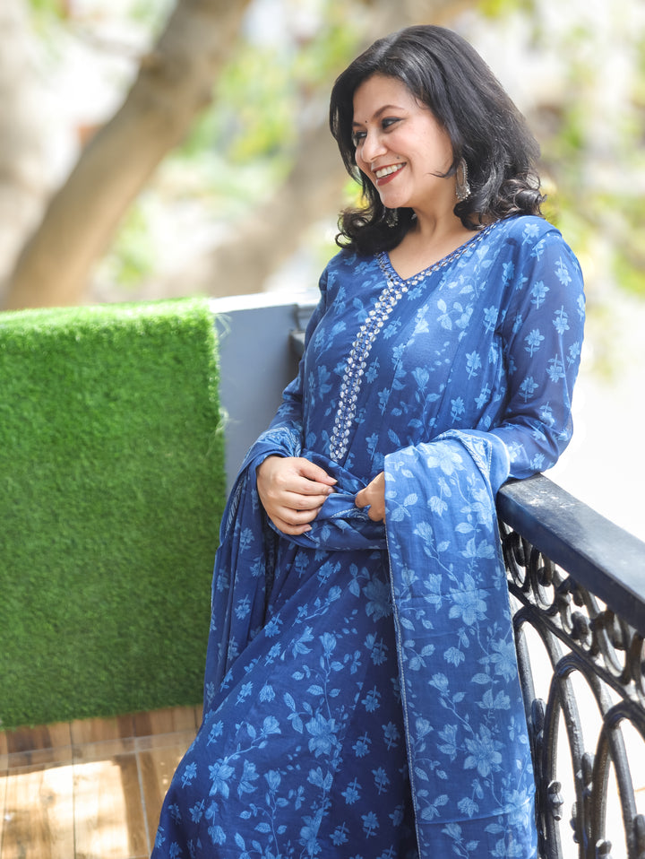 Bella Navy Blue Patra Mul Cotton 3 Piece Set