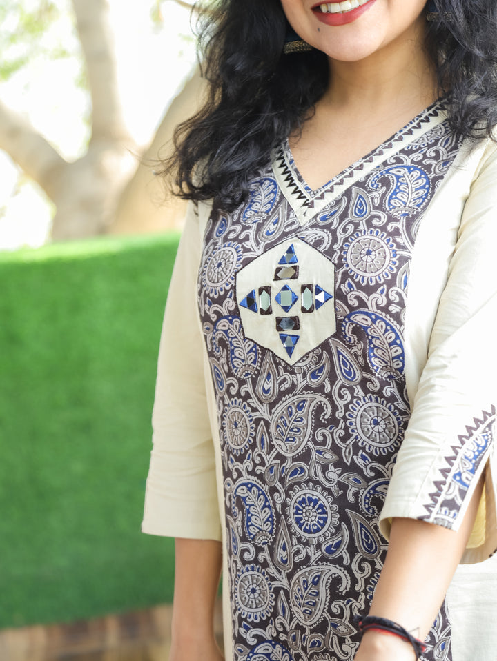 Adikriti Cream White V Neck with Mirror Paisley Printed Panel Style Cotton Kurti
