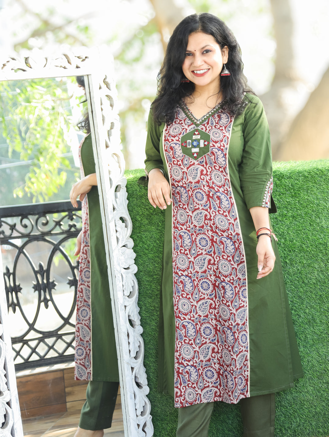 Adikriti Pine Green V Neck with Mirror Paisley Printed Panel Style Cotton Kurti