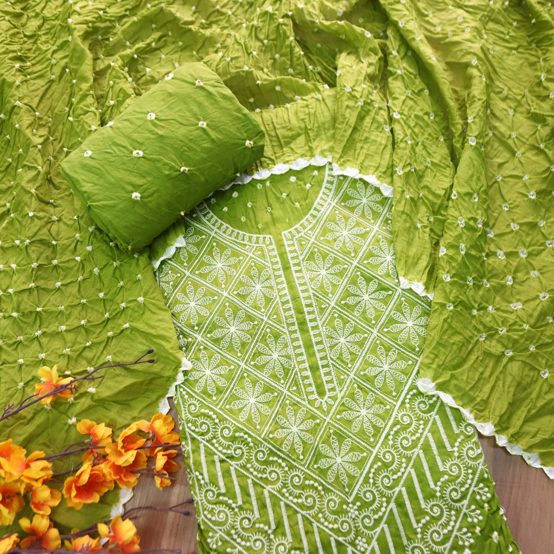 Bandegi Grass Green Authentic Bandhej with Thread Neck Work Cotton Set
