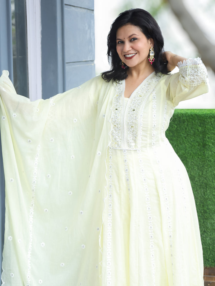 Naria Yellow Embroidered Mul Cotton 3 Piece Set