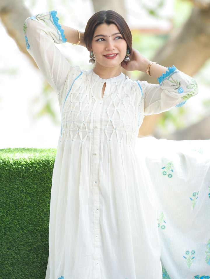 Noor Shell Beige Blue Pintuck Mul Cotton 3 Piece Set