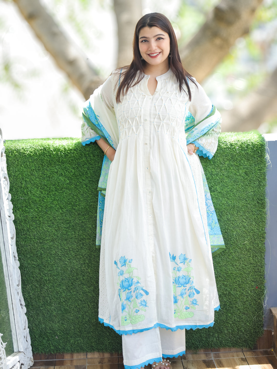 Noor Shell Beige Blue Pintuck Mul Cotton 3 Piece Set