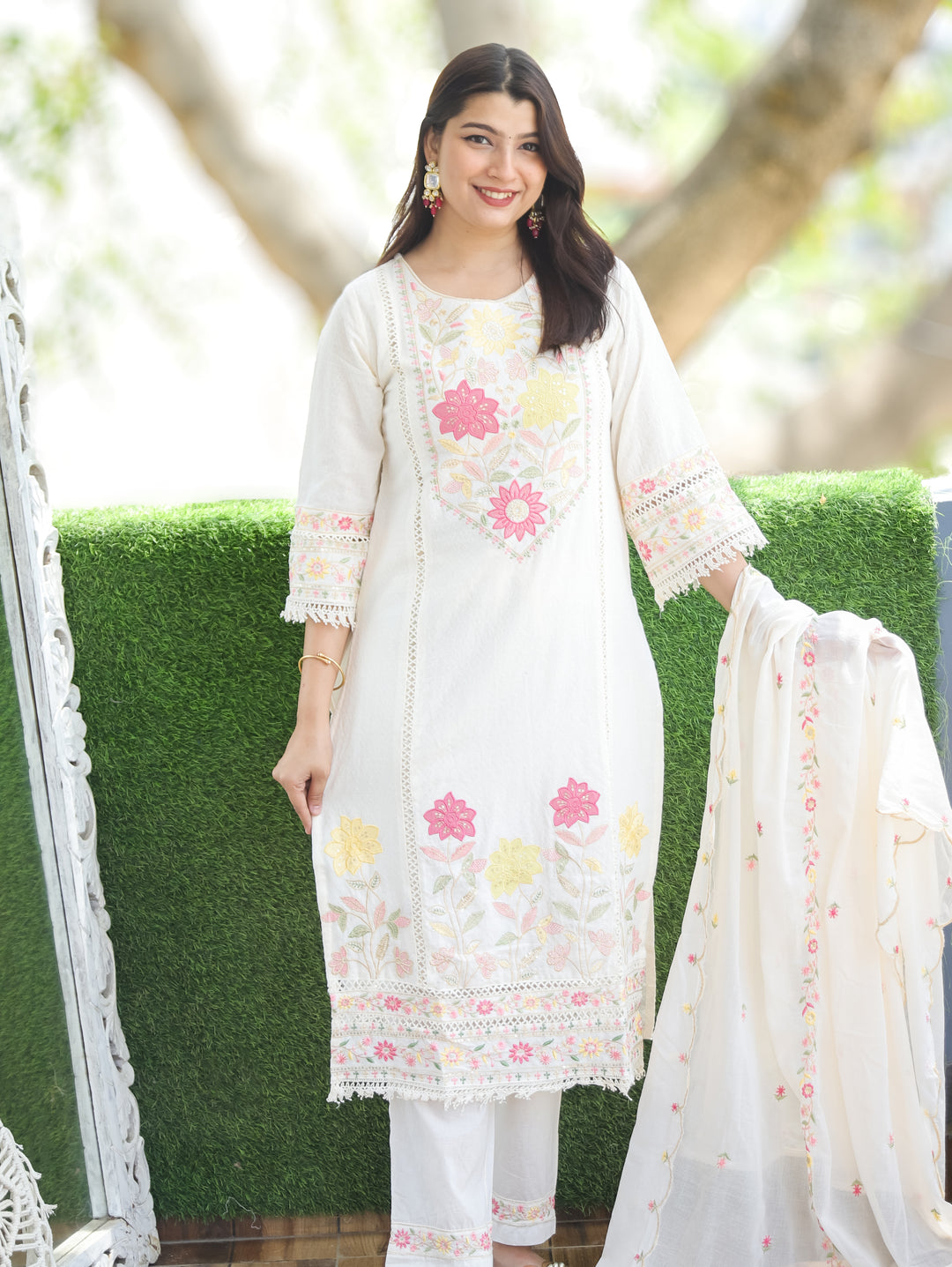 Chloe Shell Beige Embroidered Cotton 3 Piece Set