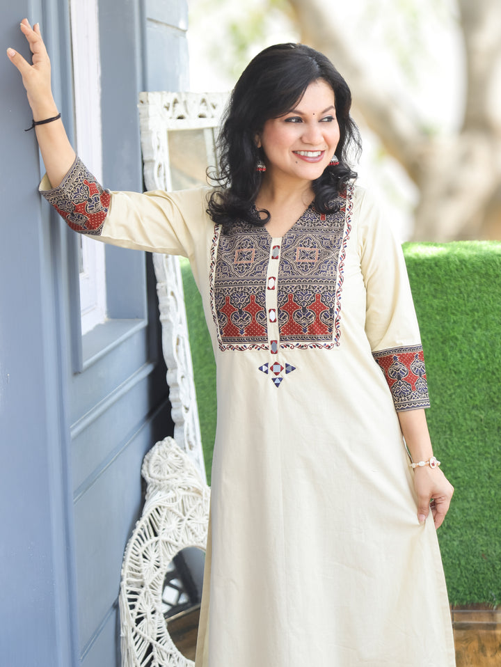 Elisha Off-white Ajrakh Yoke Cotton Kurti