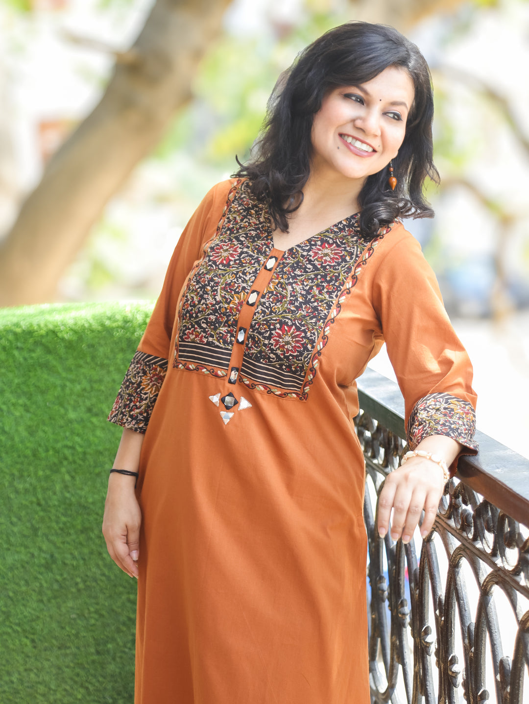 Elisha Burnt Rust Kalamkari Yoke Cotton Kurti