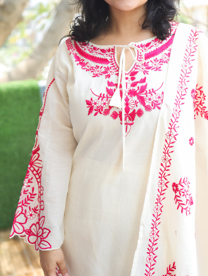 Harneez Off-White Embroidered Cotton 3 Piece Set