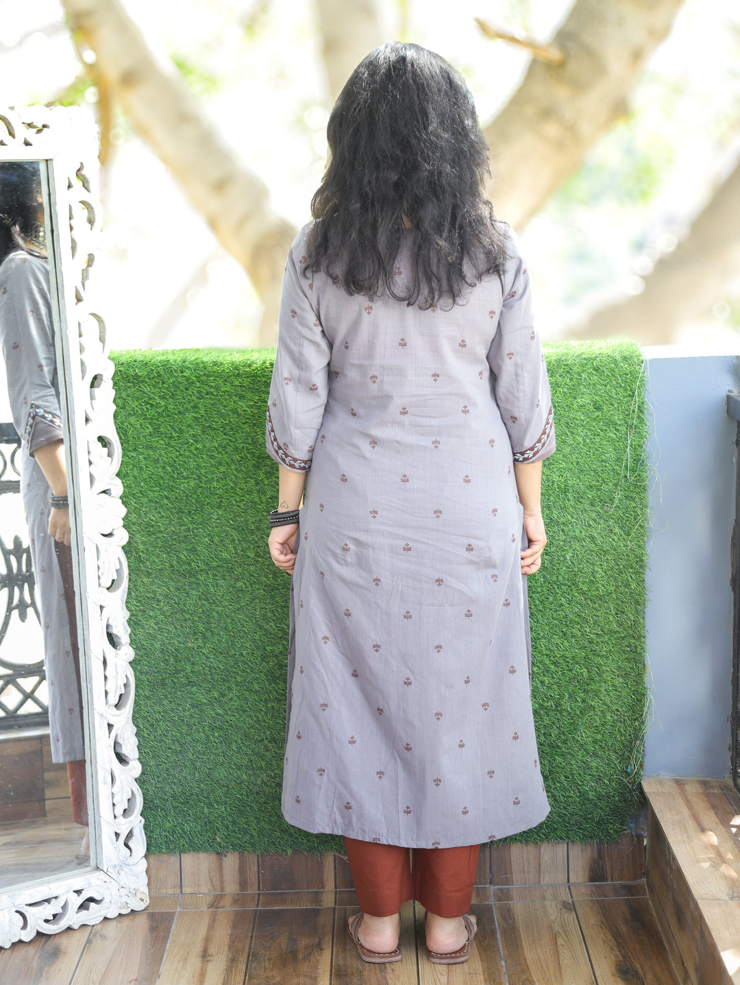 Aruroopi Slate Grey V Neck with Mirror and Thread Wevaed South Cotton Kurti