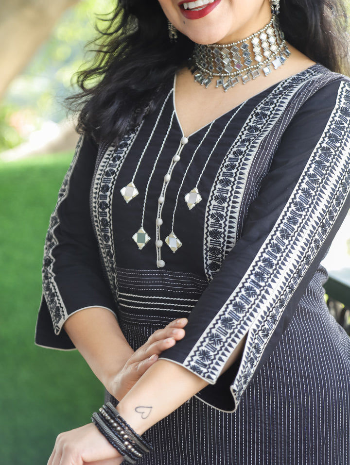 Saundraya Midnight Black Mirror with Potli Button Work Yoke Running Stitch Cotton Kurti