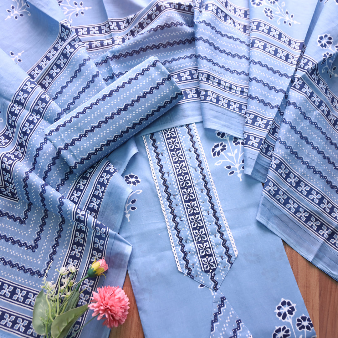 Soni Amber Blue Moti Work Patch Dabu Printed Cotton Set