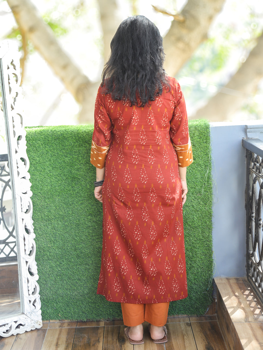Kesariya Barn Rust with Peanut Yoke with Mirror Work Ikkat Printed Cotton Kurti