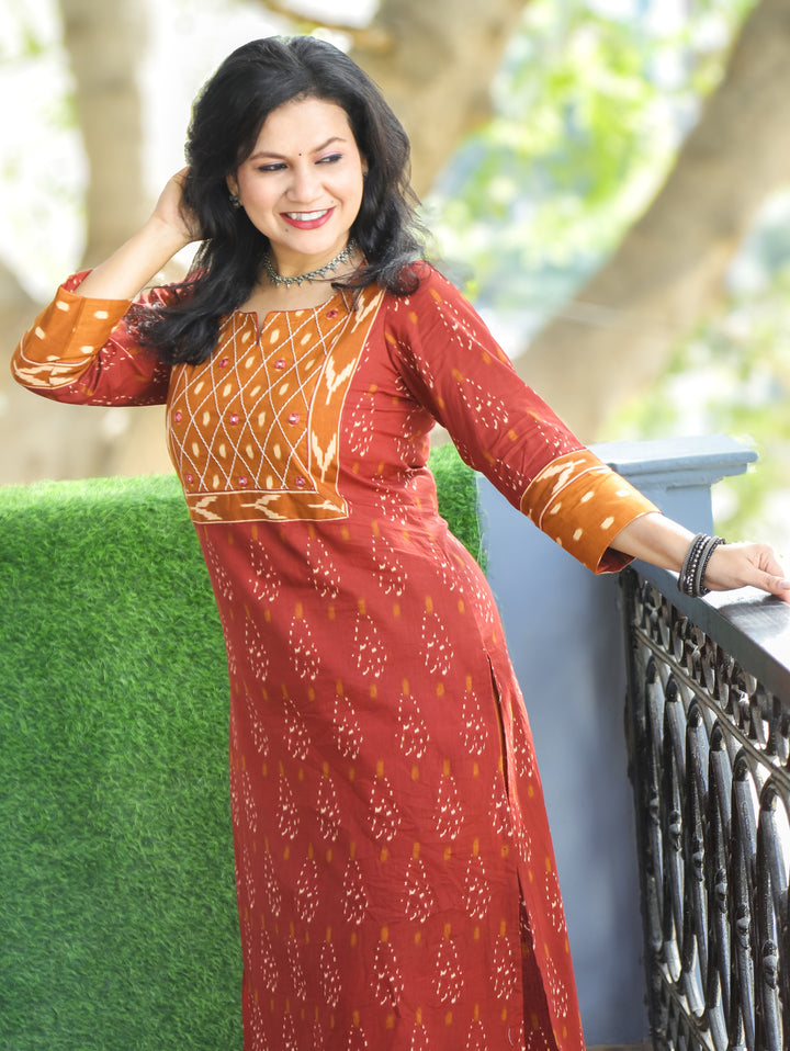 Kesariya Barn Rust with Peanut Yoke with Mirror Work Ikkat Printed Cotton Kurti