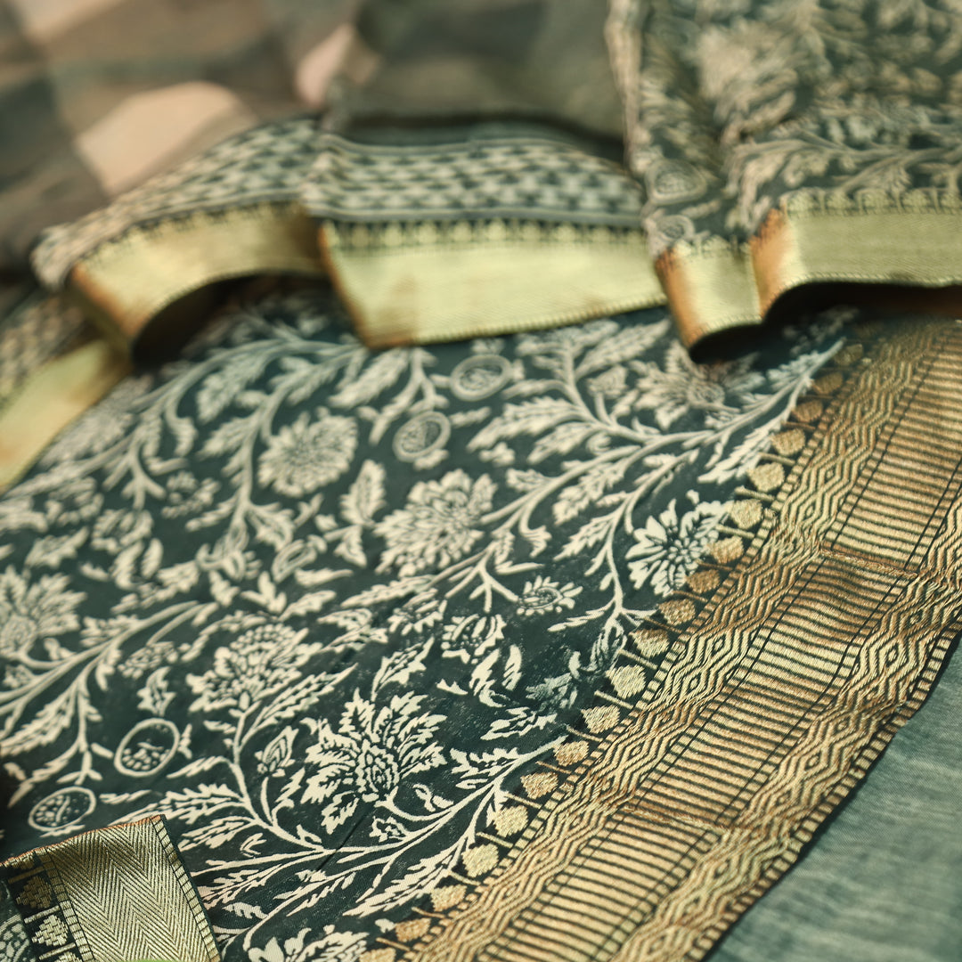 Saarthi Green Floral Printed Zari Weaved Hem Assam Silk Set