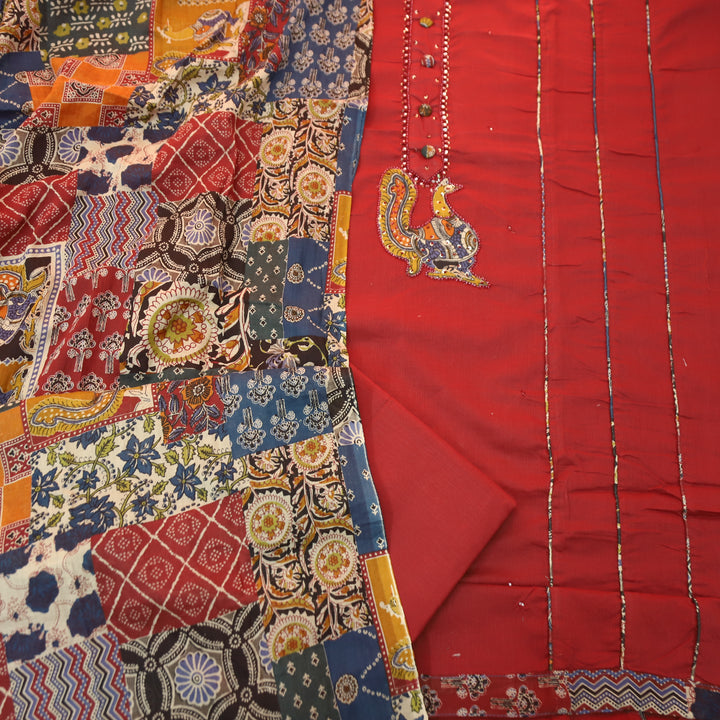 Shakshi Red Button with Moti work Side Pintuck Cotton Set