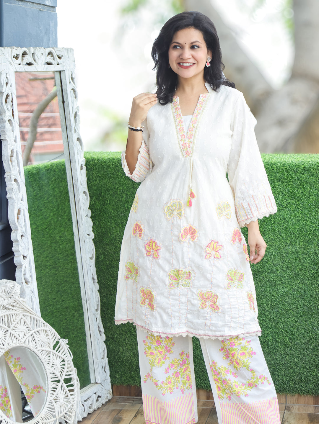 Luna White V Neck Embroidered Cotton Co-ord Set