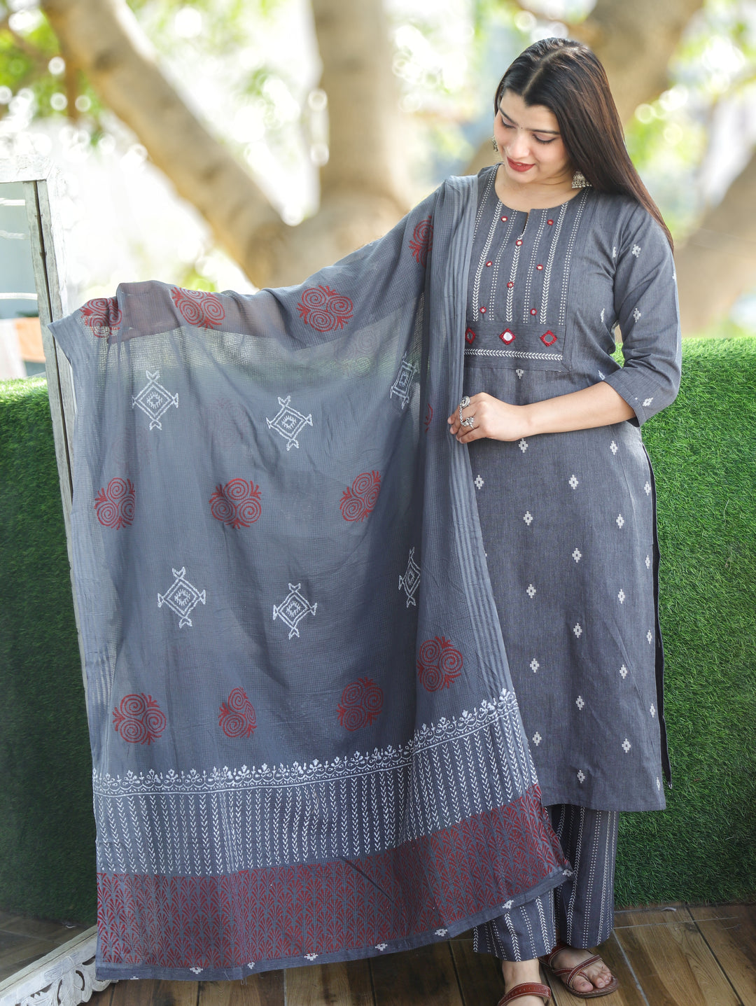 Sadka Slate Grey Thread Weaved Yoke with Mirror in Weaved South Cotton 3 Piece Set
