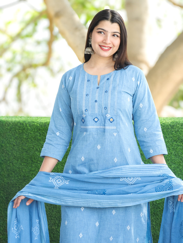 Sadka Amber Blue Thread Weaved Yoke with Mirror in Weaved South Cotton 3 Piece Set