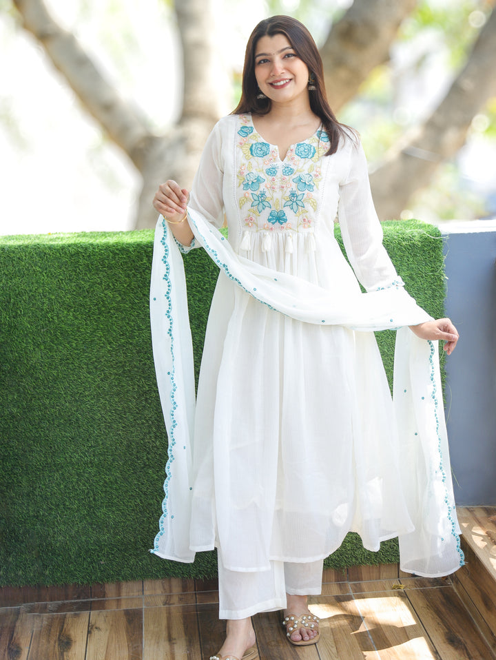 Hans Safed Embroiderd Crinkle Mul Chanderi 3 Piece Set