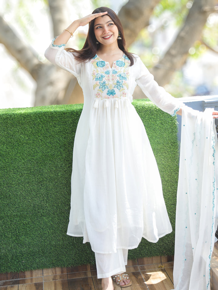 Hans Safed Embroiderd Crinkle Mul Chanderi 3 Piece Set