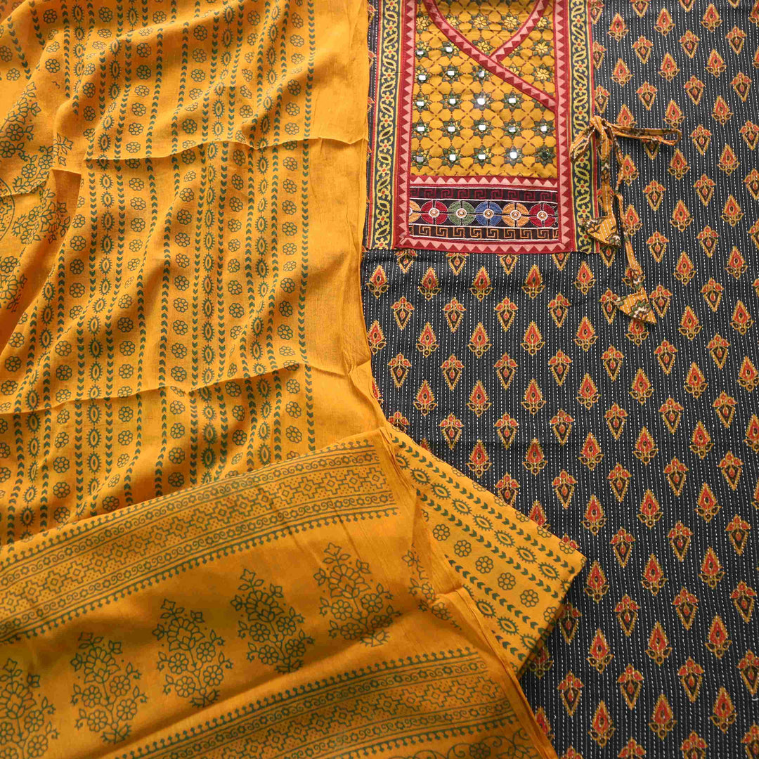 Falak Christmas Green Kutch fusion Mirror Work Angrakha Cotton Suit Set