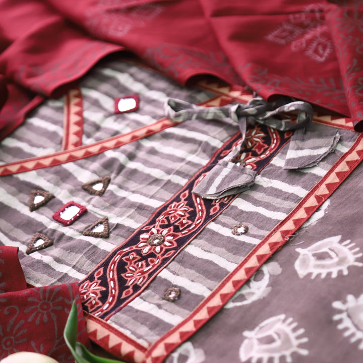 Kakaswi Hazel Beige Angrakha Kutch Neck  Printed Cotton Set D4