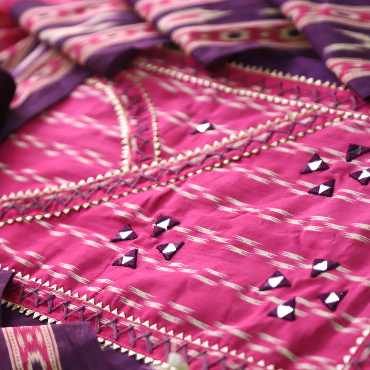 Aarushi Orchid Purple Printed Angrakha Yoke Mirror work Ikkat Print Cotton Set