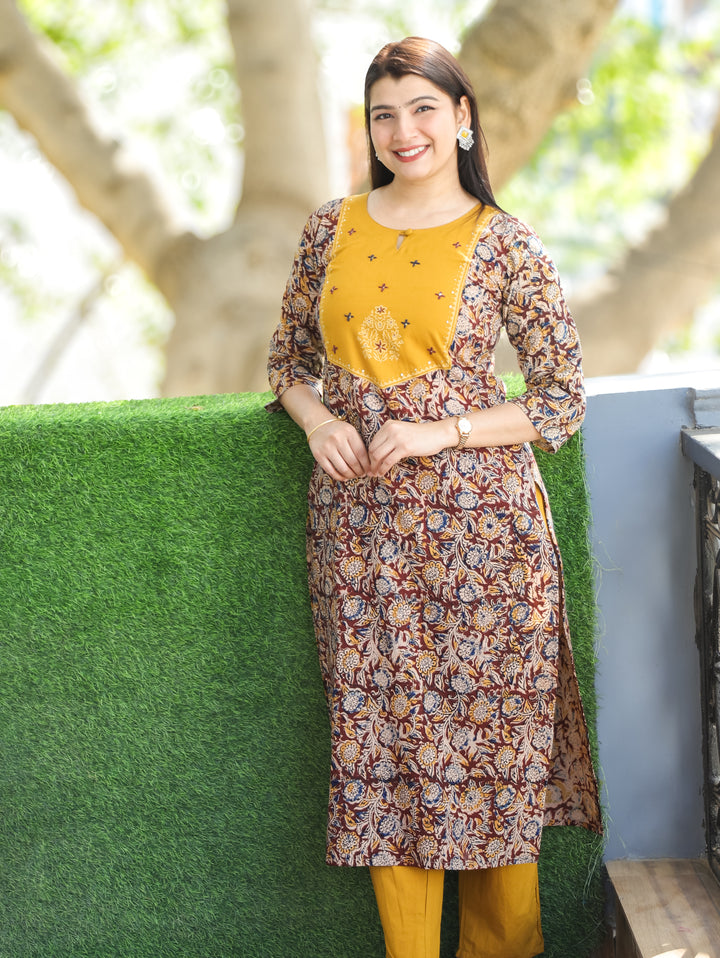 Sajni Canary Yellow Floral Thread Work Yoke with Kalamkari Printed Cotton 2 PIece Set