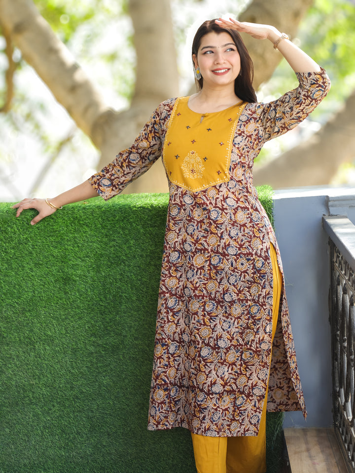 Sajni Canary Yellow Floral Thread Work Yoke with Kalamkari Printed Cotton 2 PIece Set