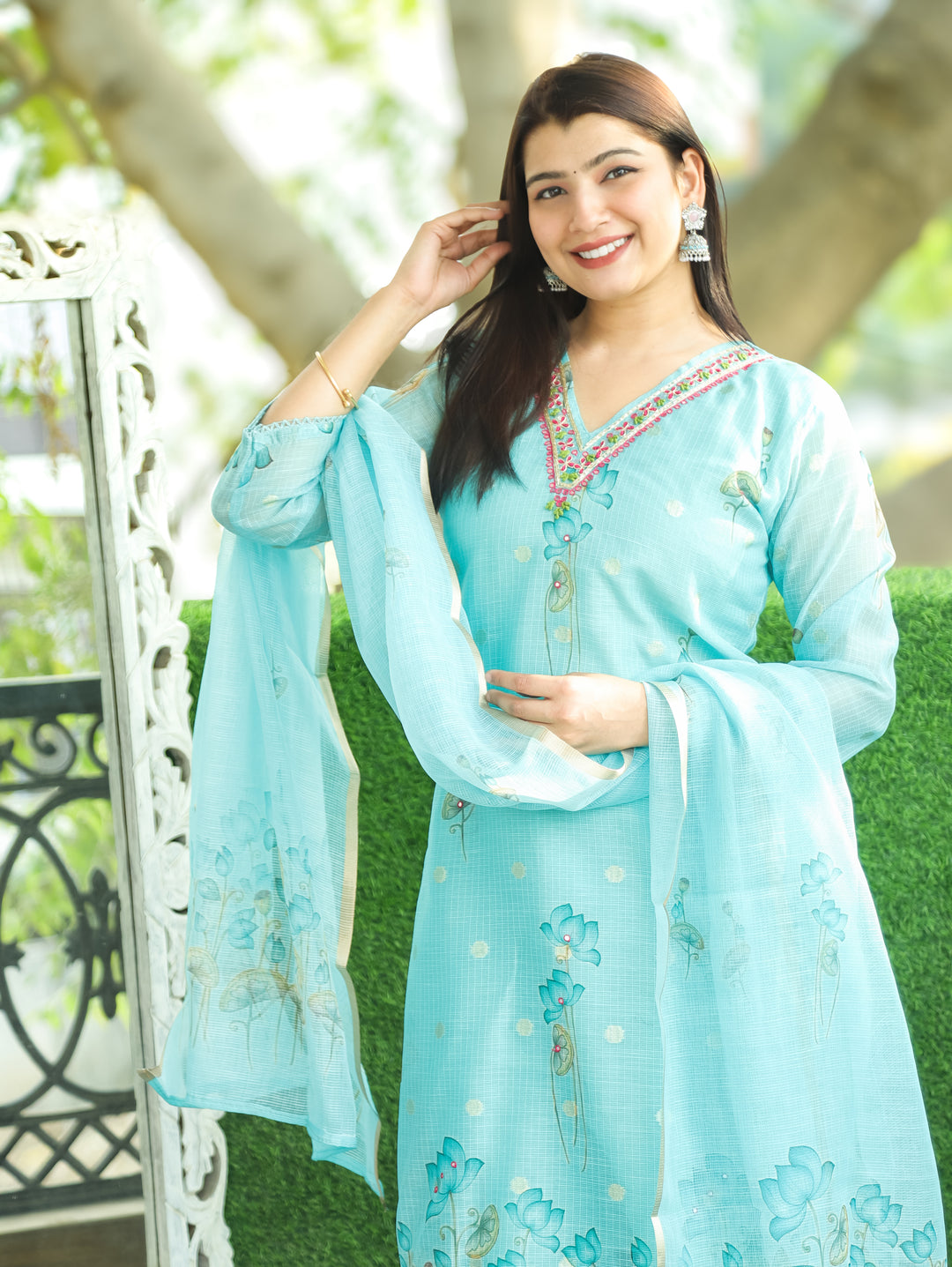 Jhanvi Aqua Blue V Embellish Pichwai Printed Hem Kota Doriya 3 PIece Set