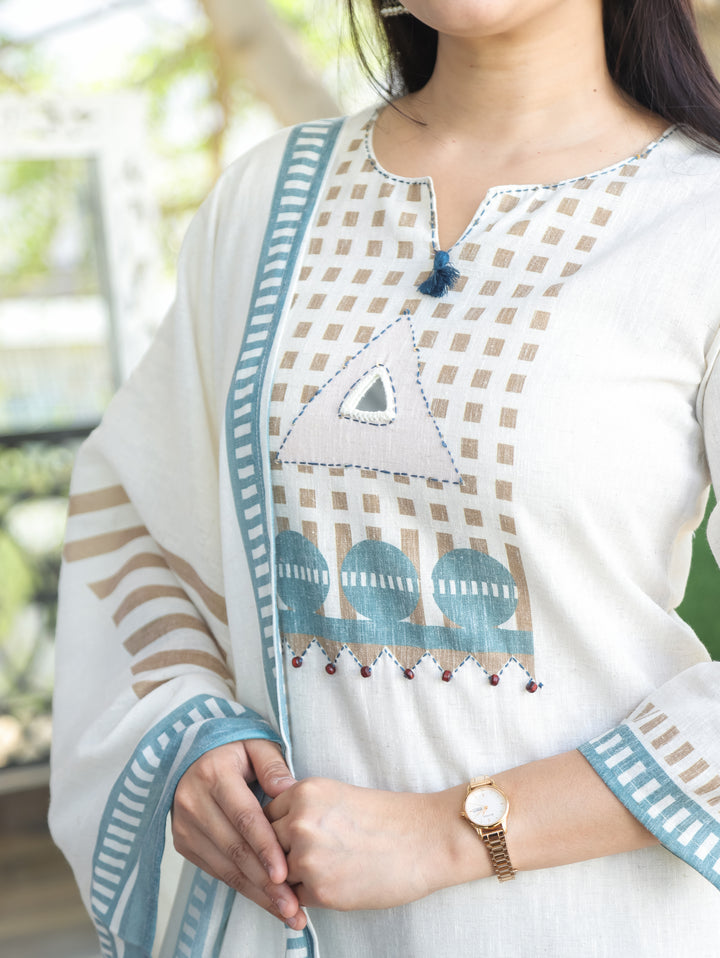 Aadhira Shell White Mirror with Tassels Work on Neck Printed Cotton Linen Set