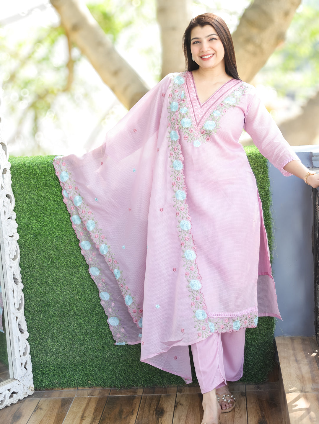 Chandbali Lilly Lilac Floral Embroidered V Neck Work Kota Doriya 3 Piece Set
