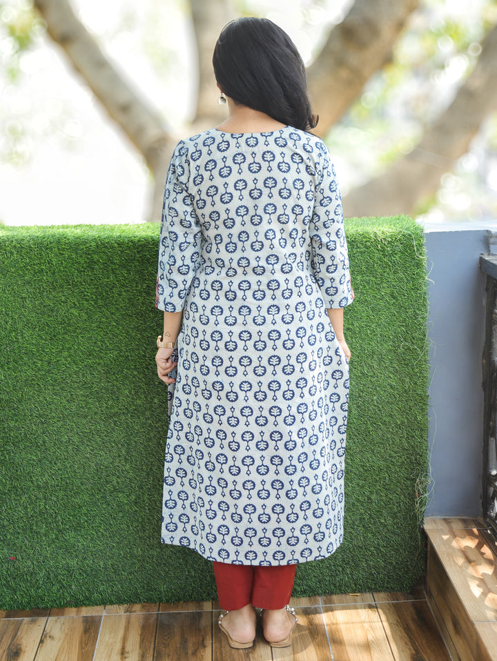 Soni Ice Blue Bel Buti Dabu Printed Cotton Kurti