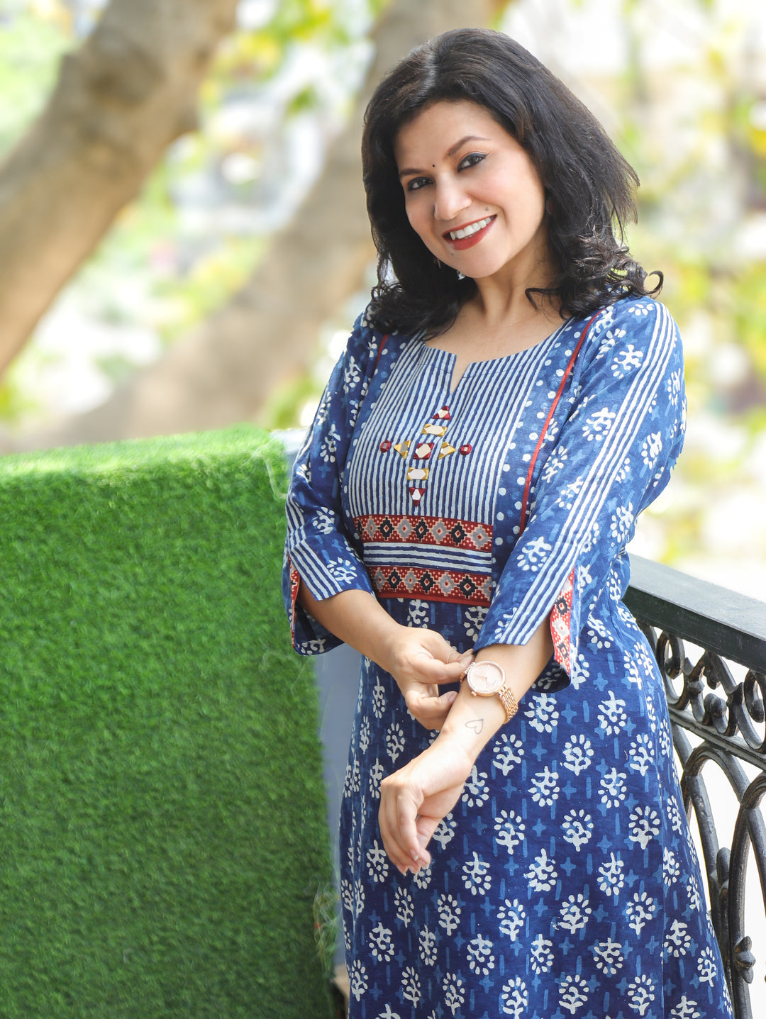 Arya Indigo Blue Dabu Printed Cotton Kurti