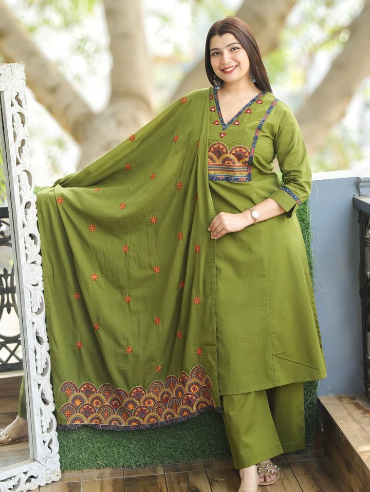 Keshvi Mehndi Green Thread Embroiered Neck with Patra Cotton 3 Piece Set