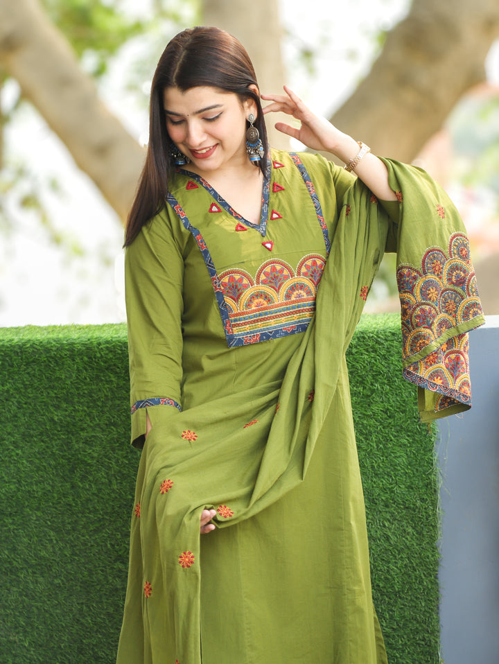 Keshvi Mehndi Green Thread Embroiered Neck with Patra Cotton 3 Piece Set