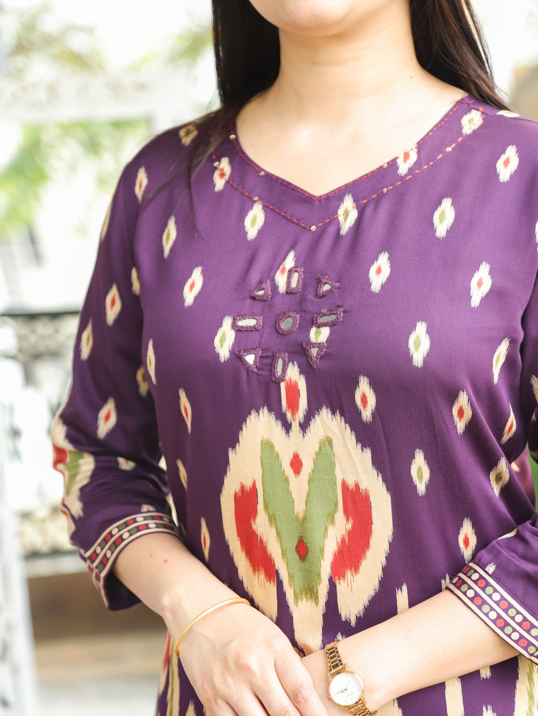 Kiara Mahogany Purple ne Mirror Work Ikkat Style Printed Hemline Satin 2 Piece Set