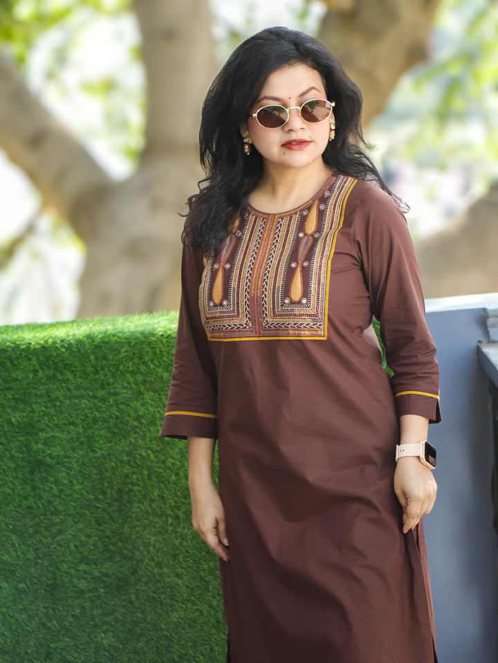 Chanda Chocolate Brown Thread Embroidered Neck Yoke Work Cotton Kurti