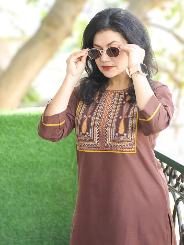 Chanda Chocolate Brown Thread Embroidered Neck Yoke Work Cotton Kurti