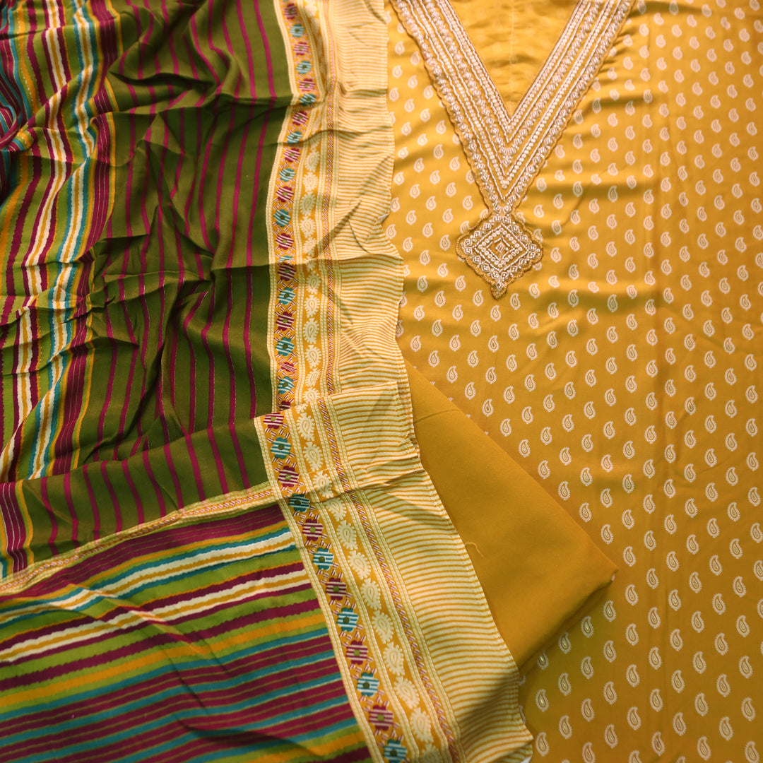 सरवरी Mustard Yellow Embellished V Neckline Foil Work Semi Pashmina Winter Set