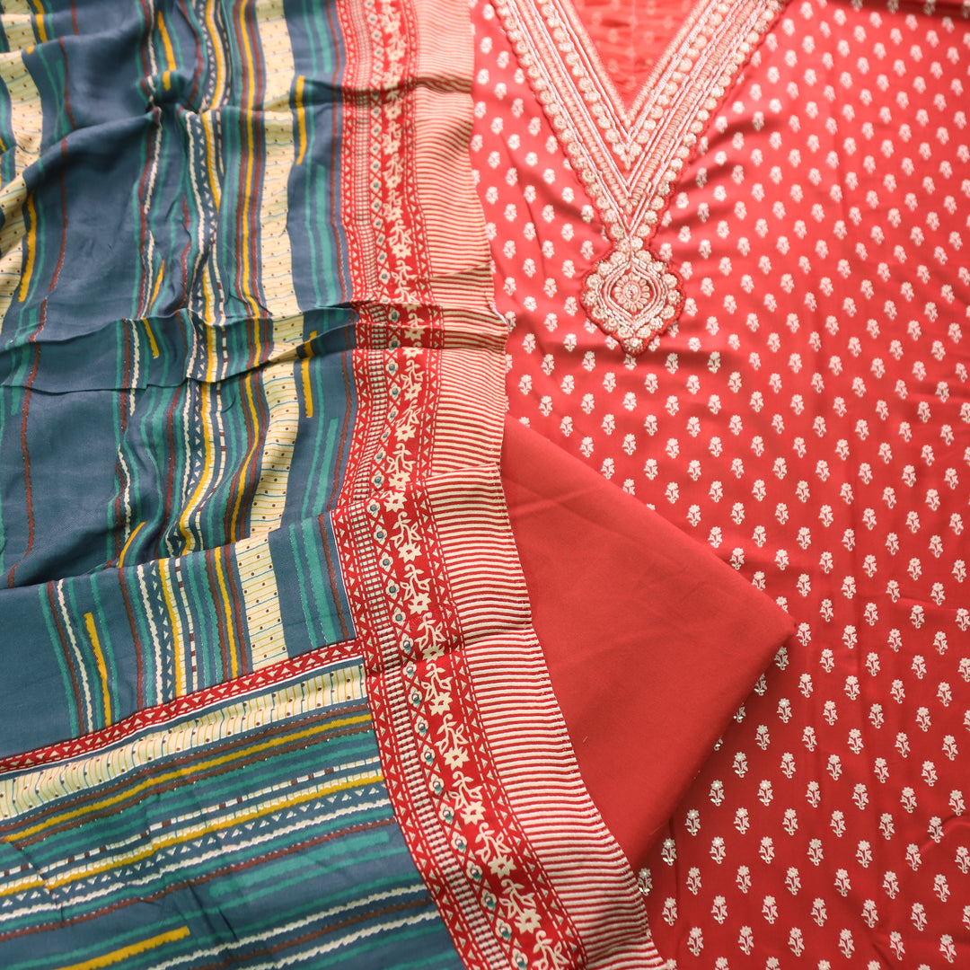 सरवरी Rust Red Embellished V Neckline Foil Work Semi Pashmina Winter Set